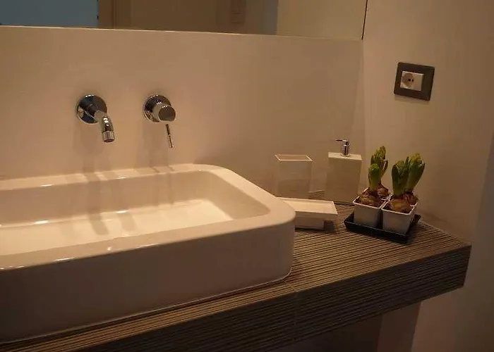 Center 2 4* روما